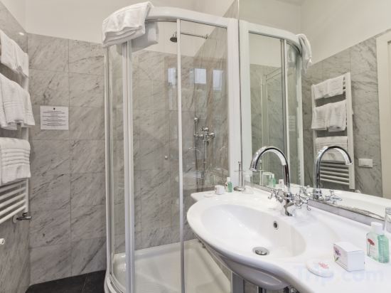 Фото 193907056930