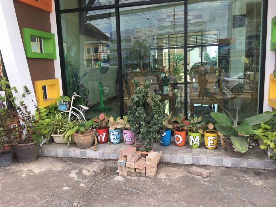 Фото Charoensuk Grand Hotel