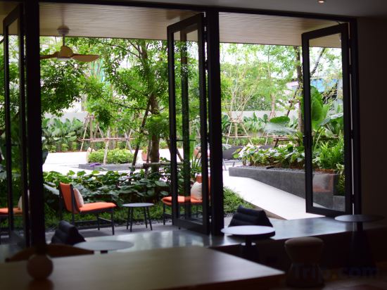 Фото Paak Hotel Suvarnabhumi