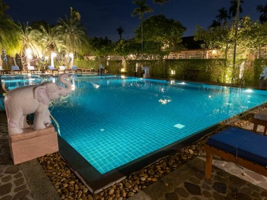 Фото Villa Wanida Garden Resort