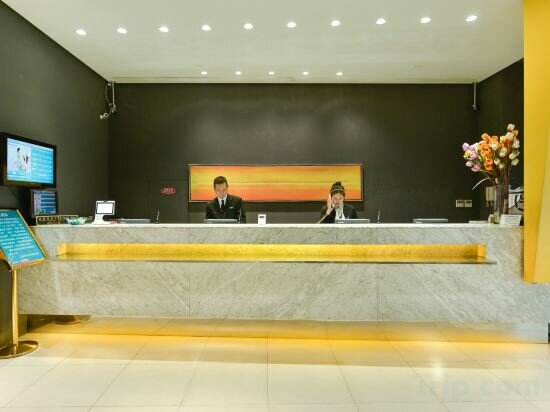 Фото 203884893352