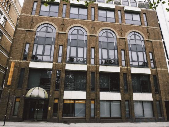 Фото EasyHotel London City Shoreditch
