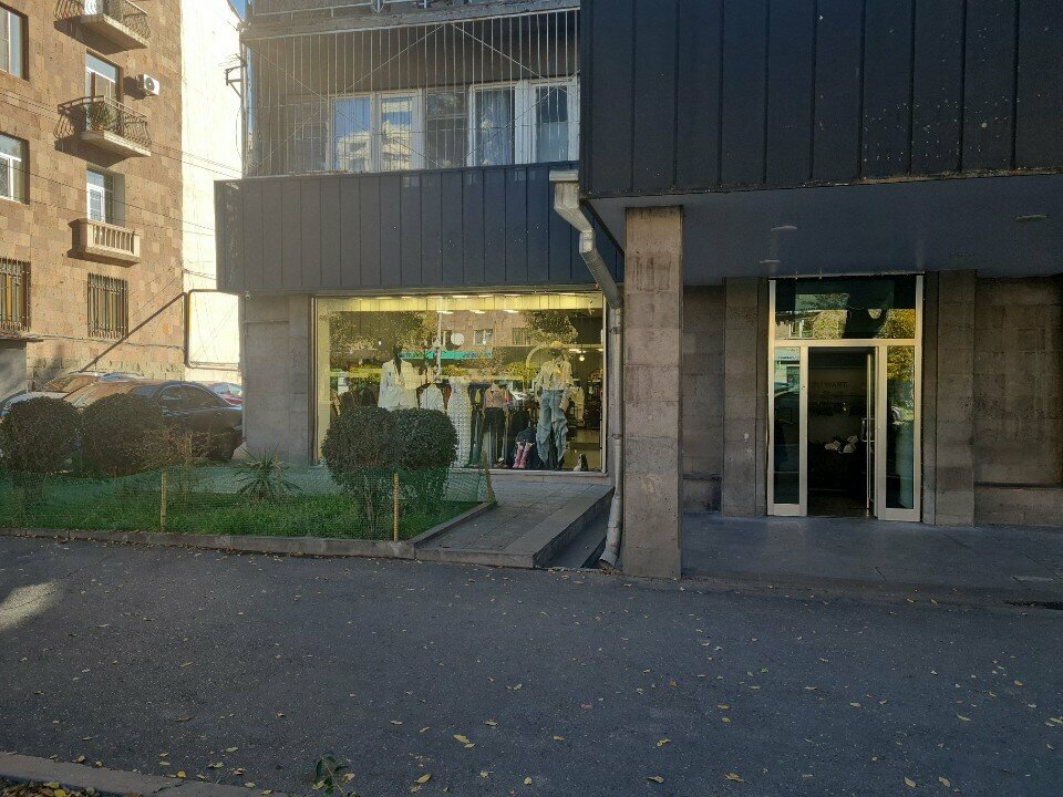 Clothing store Selfish, Yerevan, photo