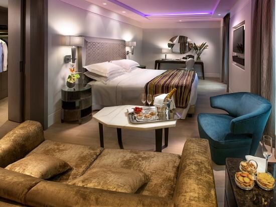 Фото Hotel Cavour