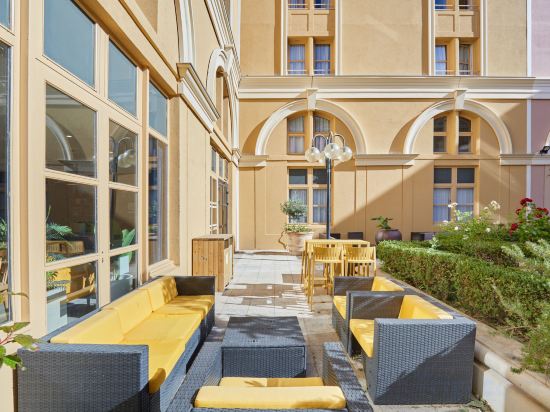 Фото Appart'hôtel Odalys City L'Atrium