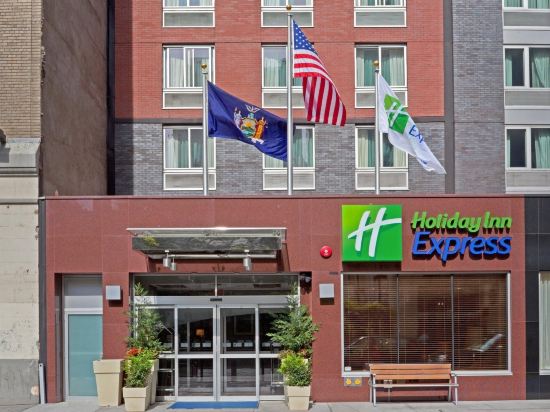 Фото Holiday Inn Express New York City Times Square