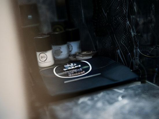 Фото Hotel 87 EightySeven