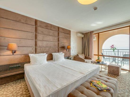 Фото Grand Hotel Sveti Vlas