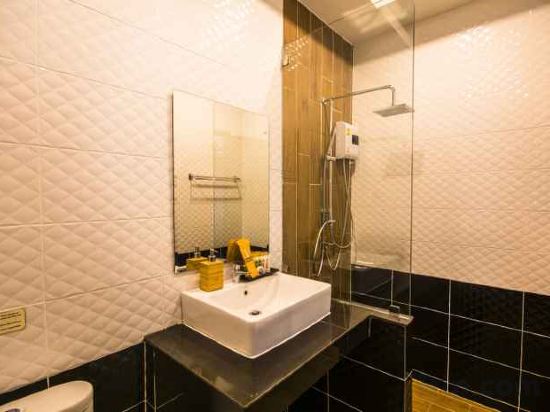 Фото Отель The Scene Cliff View Villas