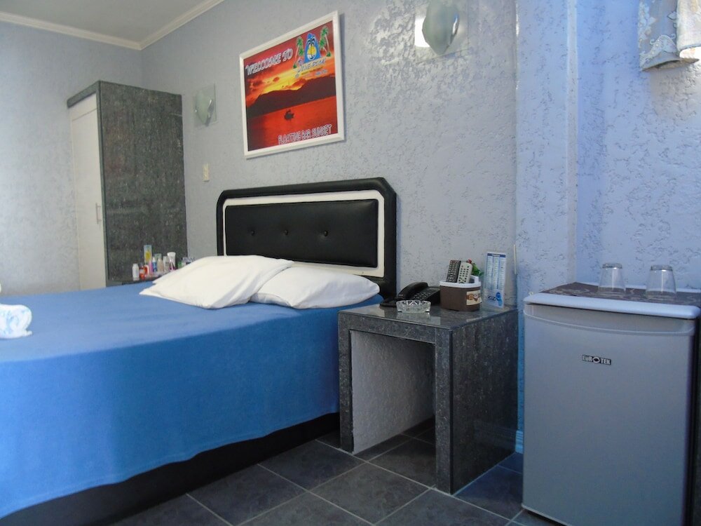 Фото Blue Rock Beach Resort