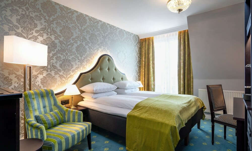 Фото отеля 2