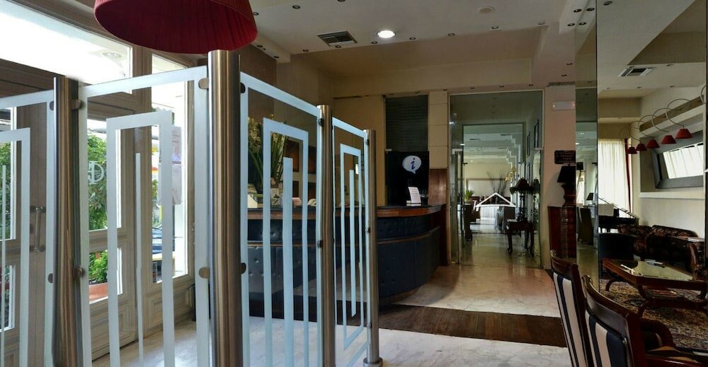 Фото Galaxy Hotel