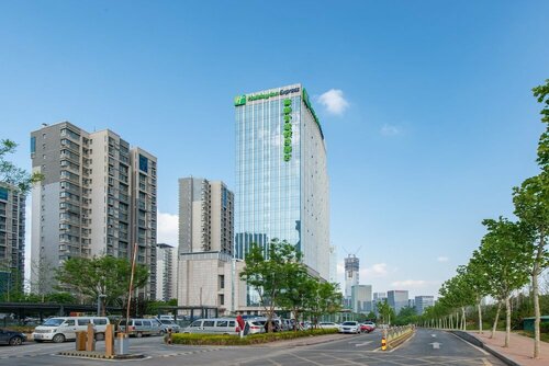 Внешний вид отеля Holiday Inn Express Jinan High-Tech Zone, an Ihg Hotel в Цзинани, фото 2