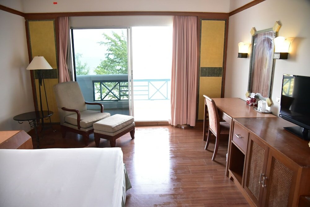 Фото BP Samila Beach Hotel & Resort