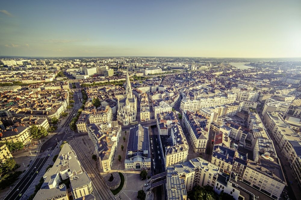 Фото ibis Styles Nantes Centre Place Royale