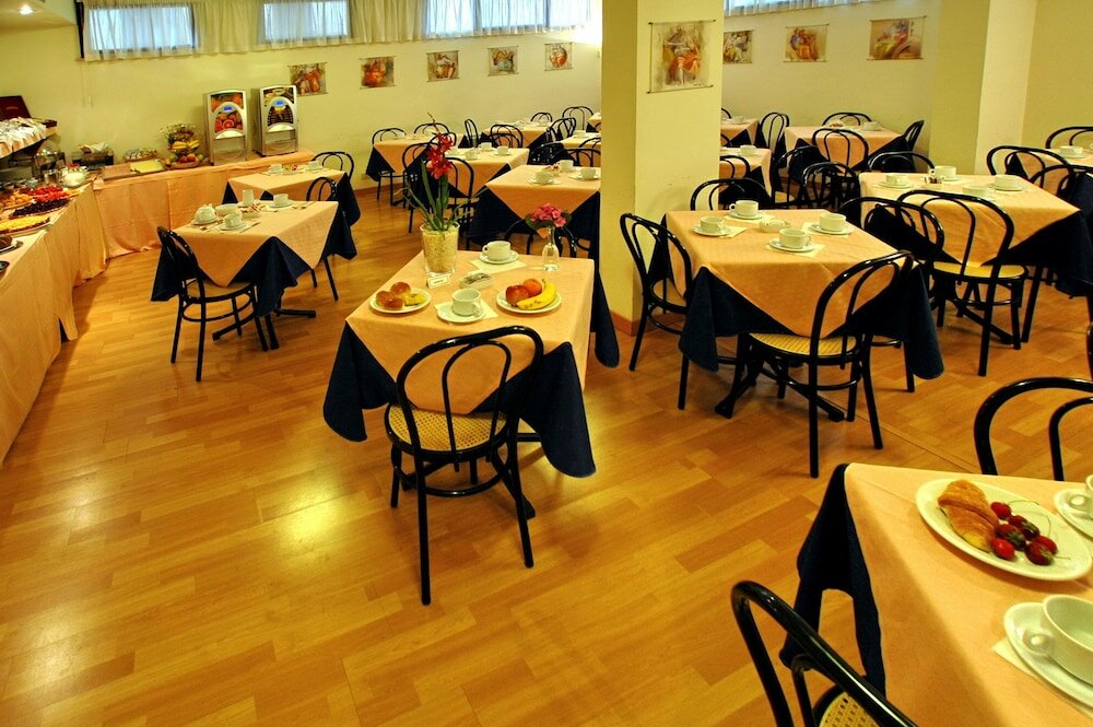 Фото Hotel Sisto V