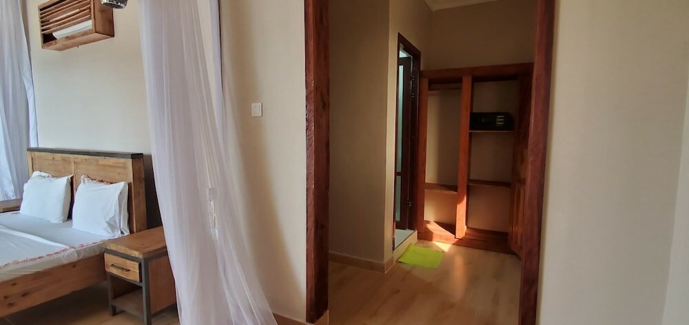 Фото Kikoi Boutique Hotel