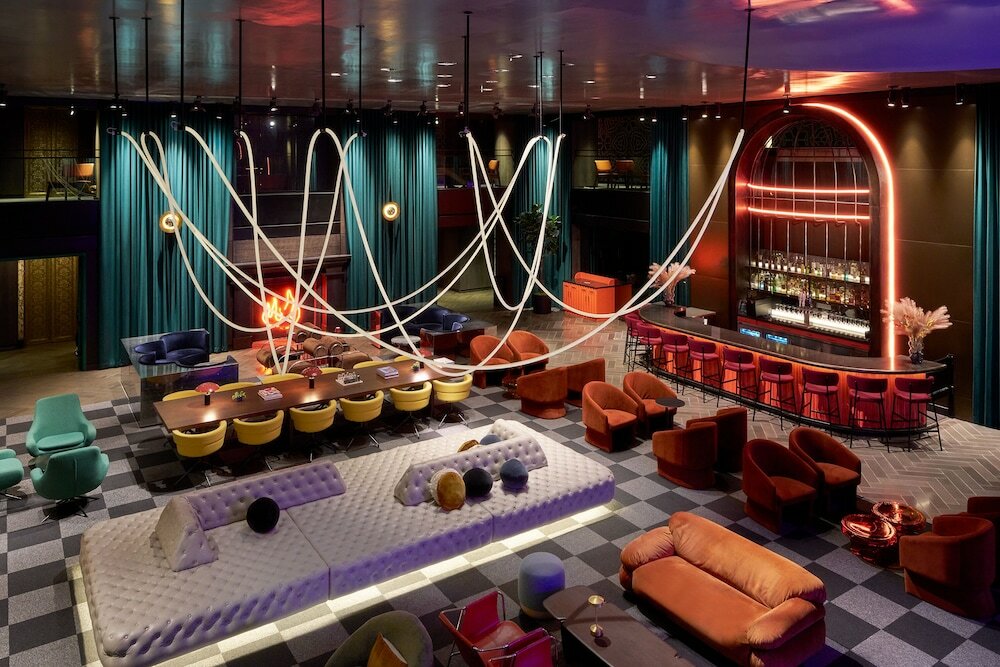 Фото Paramount Times Square