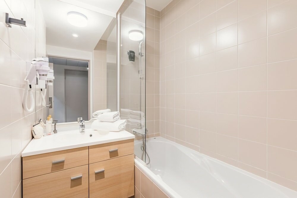 Фото Appart'City Confort Paris Grande Bibliotheque