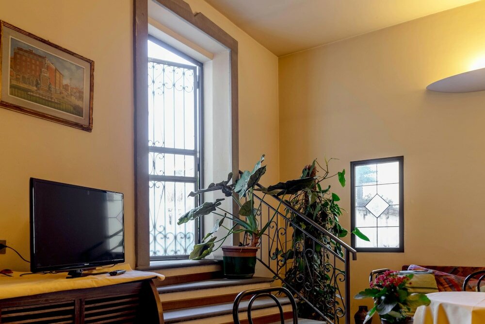 Фото Hotel Monica