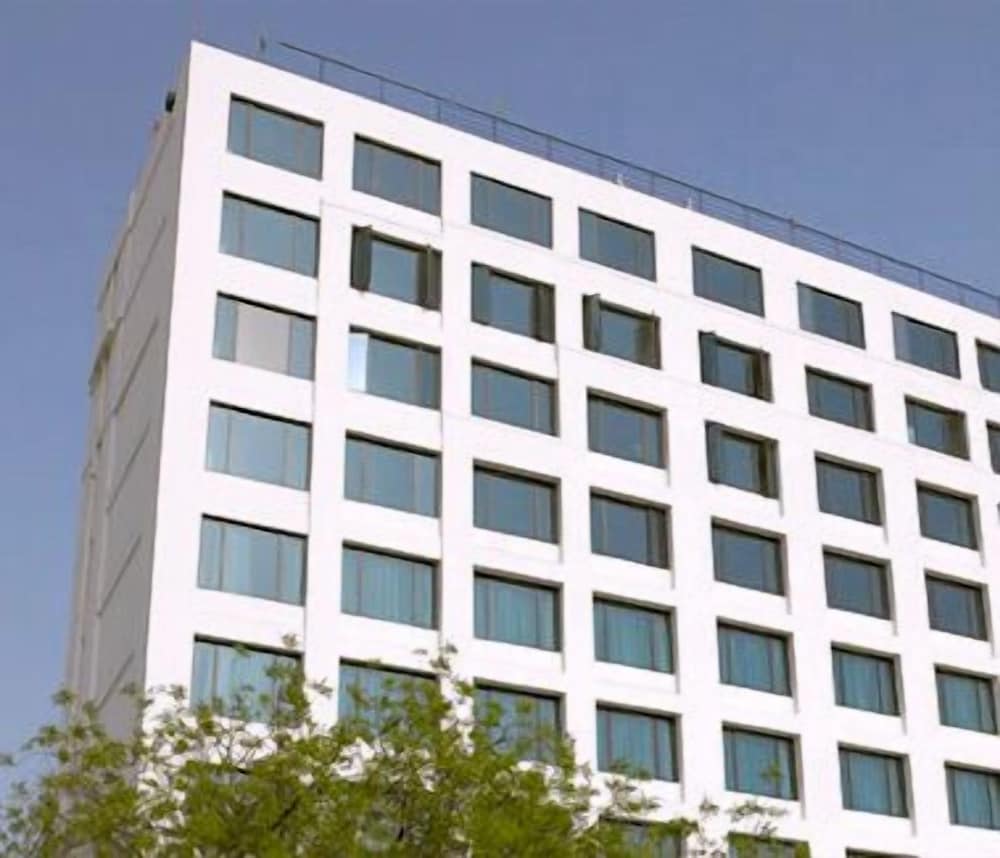 Фото Ramada by Wyndham Jaipur North