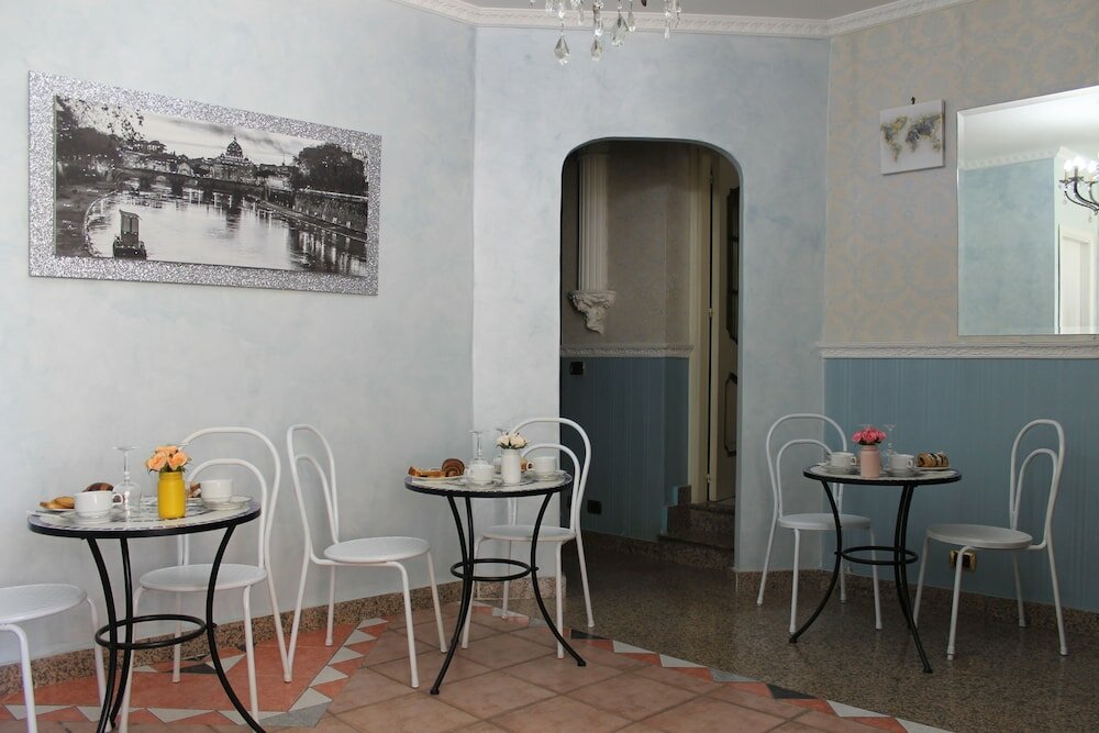 Фото B&b San Peter's Golden Rooms