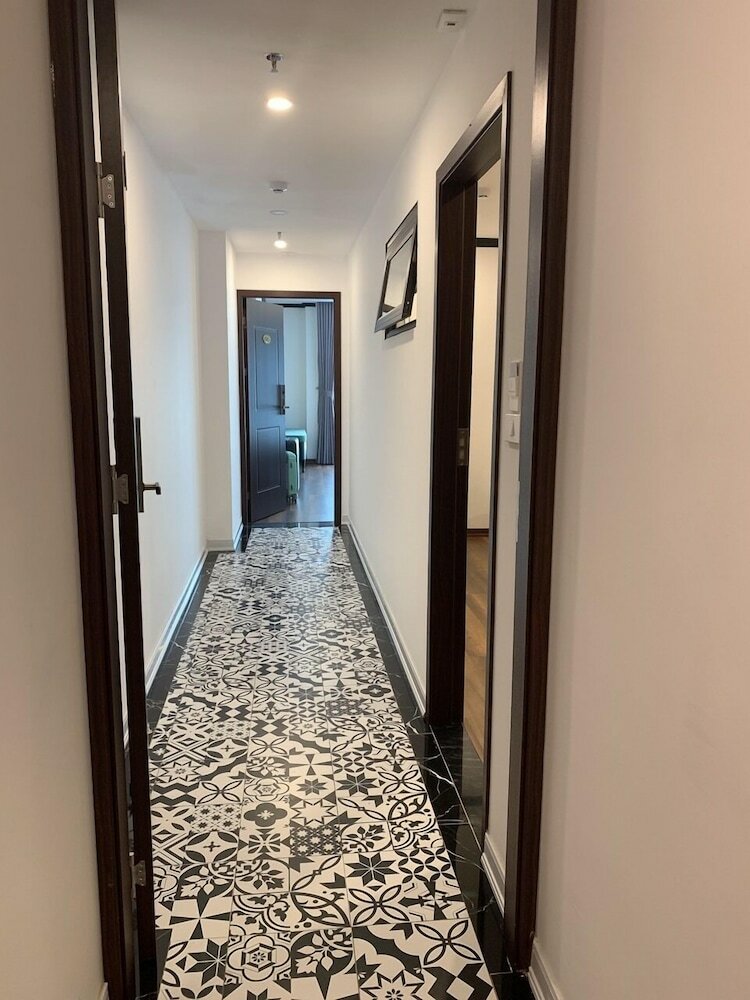 Фото Aquarius Premium Hotel