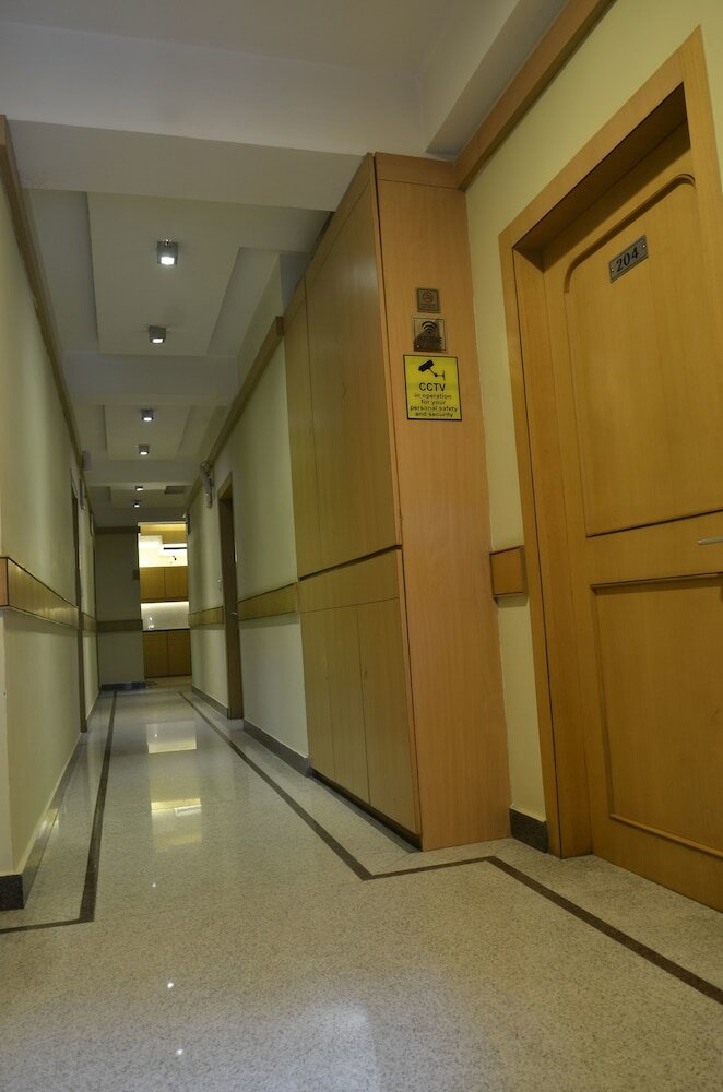 Фото Hotel Sudesh Tower