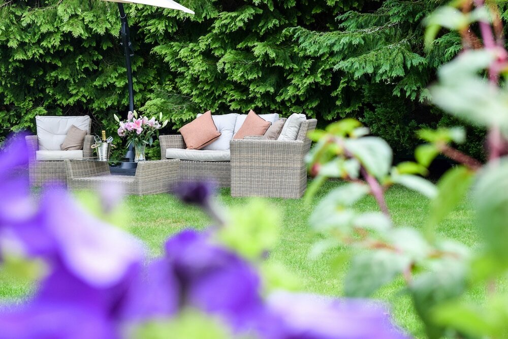 Фото Craigmhor Lodge & Courtyard