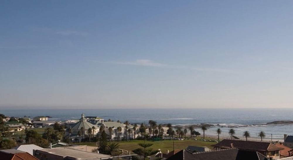 Фото Sea Five Boutique Hotel