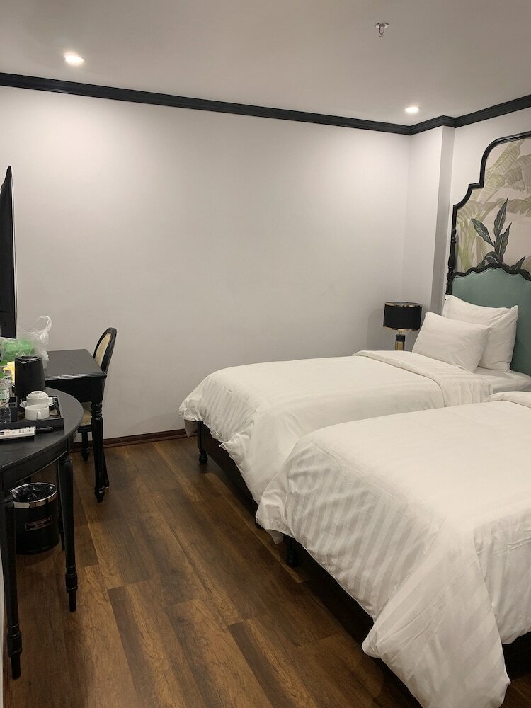 Фото Aquarius Premium Hotel