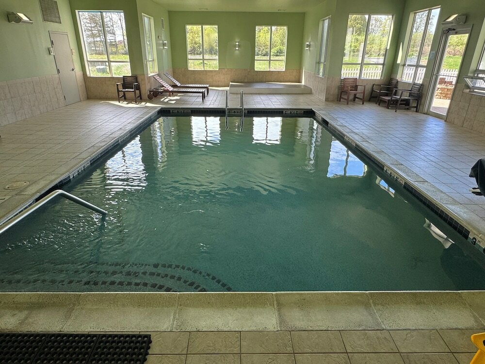 Фото Holiday Inn Express Mystic, an Ihg Hotel