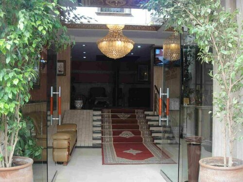 Гостиница Atenas Hotel в Тетуане