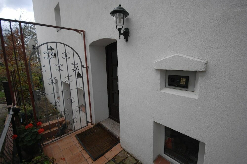 Фото Airportgästehaus Bremen