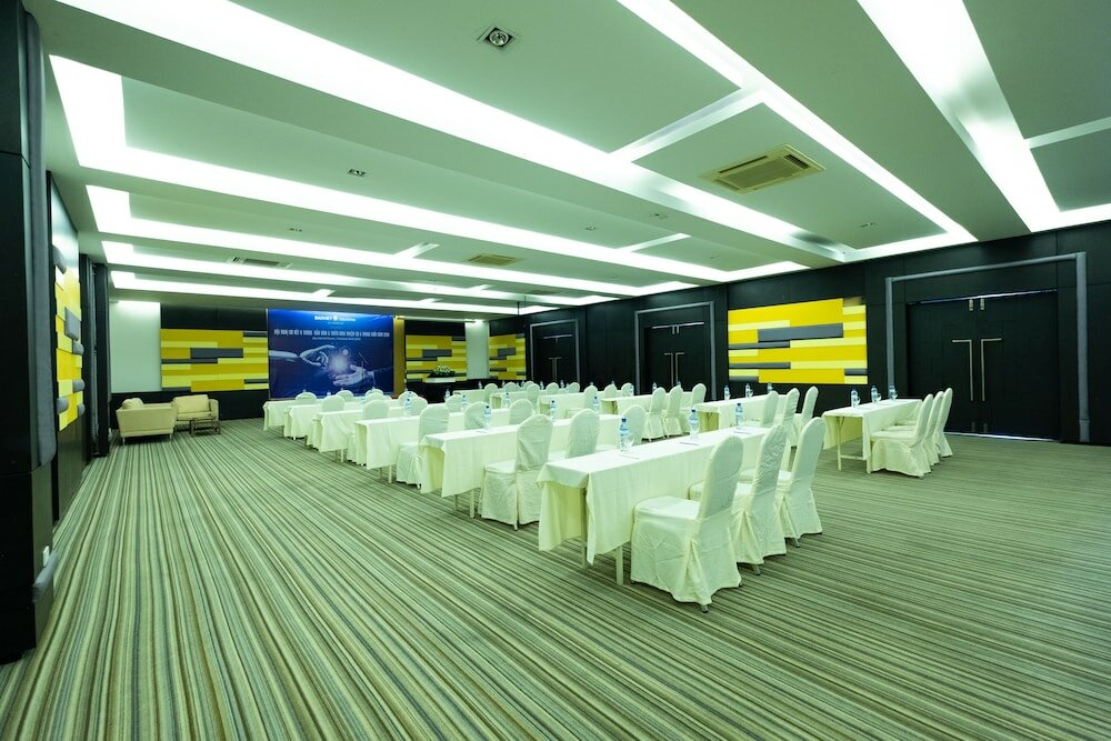 Фото Vogue Pattaya Hotel