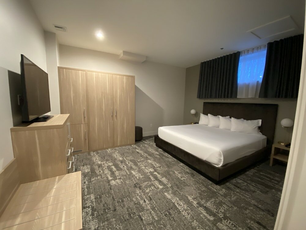 Фото Lake Placid Inn Boutique Hotel