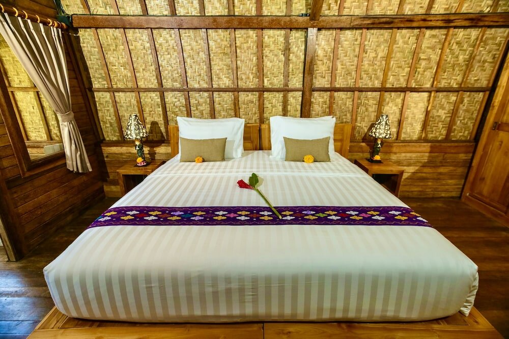 Фото Jungle Lotus Villas