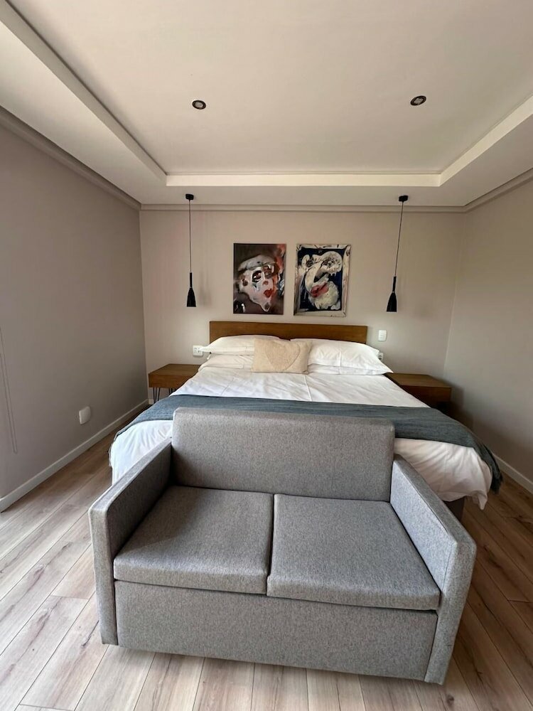 Фото The Lakes Boutique Lodge