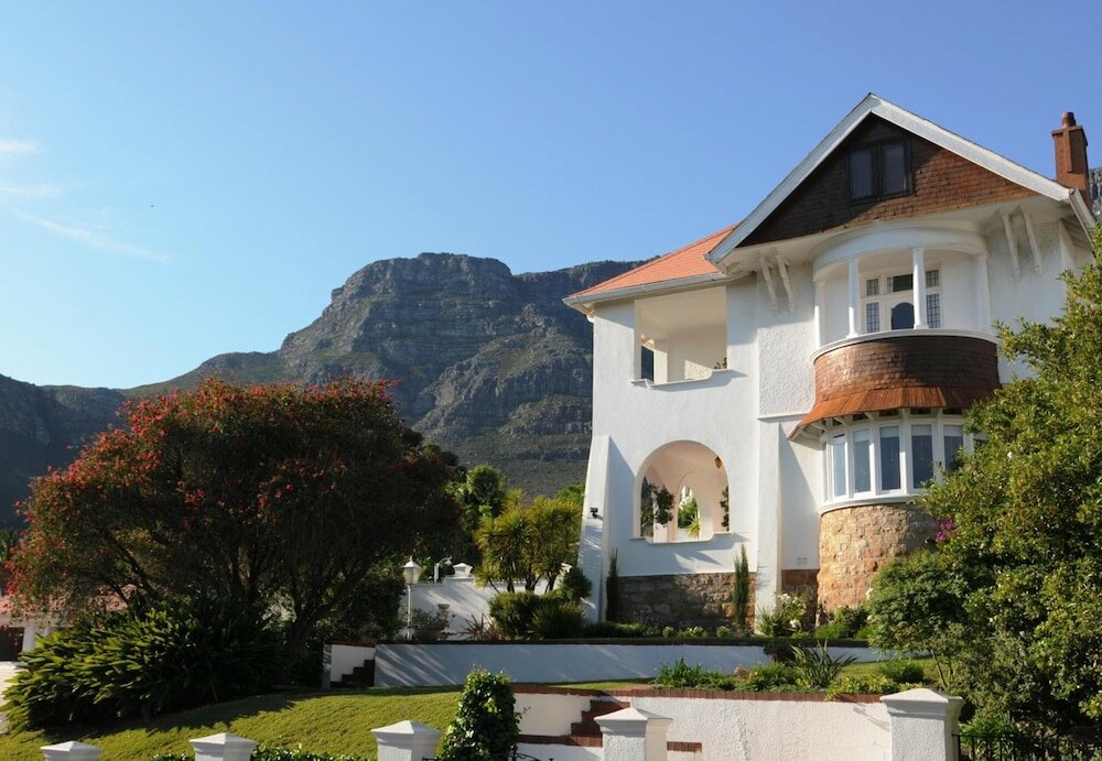 Фото Abbey Manor Luxury Guesthouse