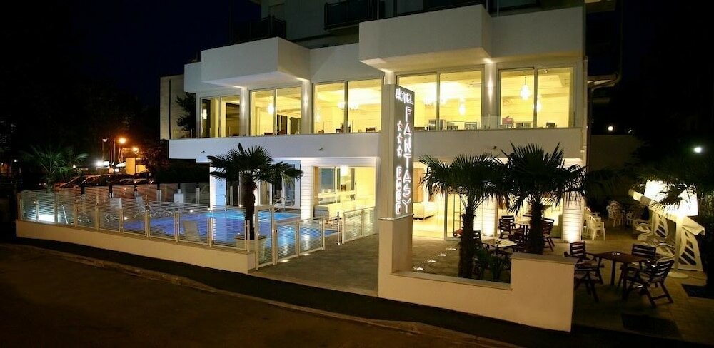 Фото Hotel Fantasy