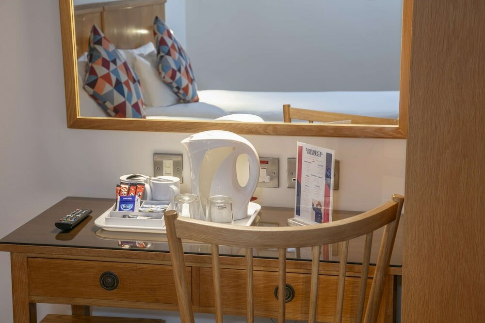 Фото Queensway Hotel, Sure Hotel Collection by Best Western