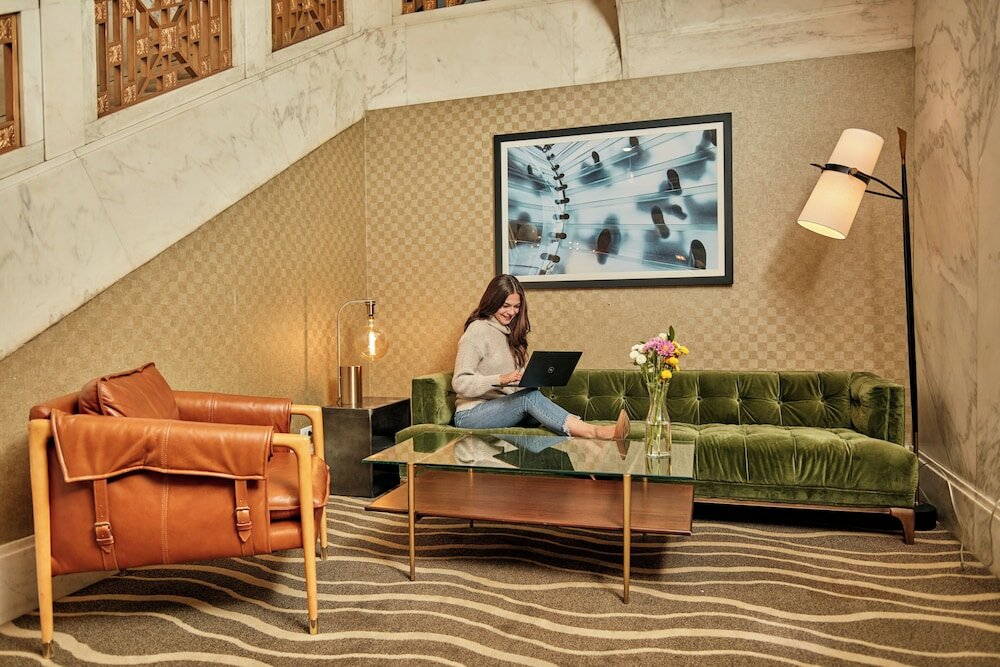 Фото Club Quarters Hotel, Wacker at Michigan, Chicago