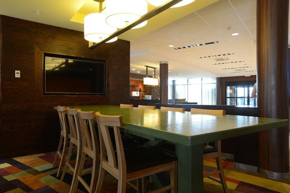 Фото Fairfield Inn & Suites Bowling Green