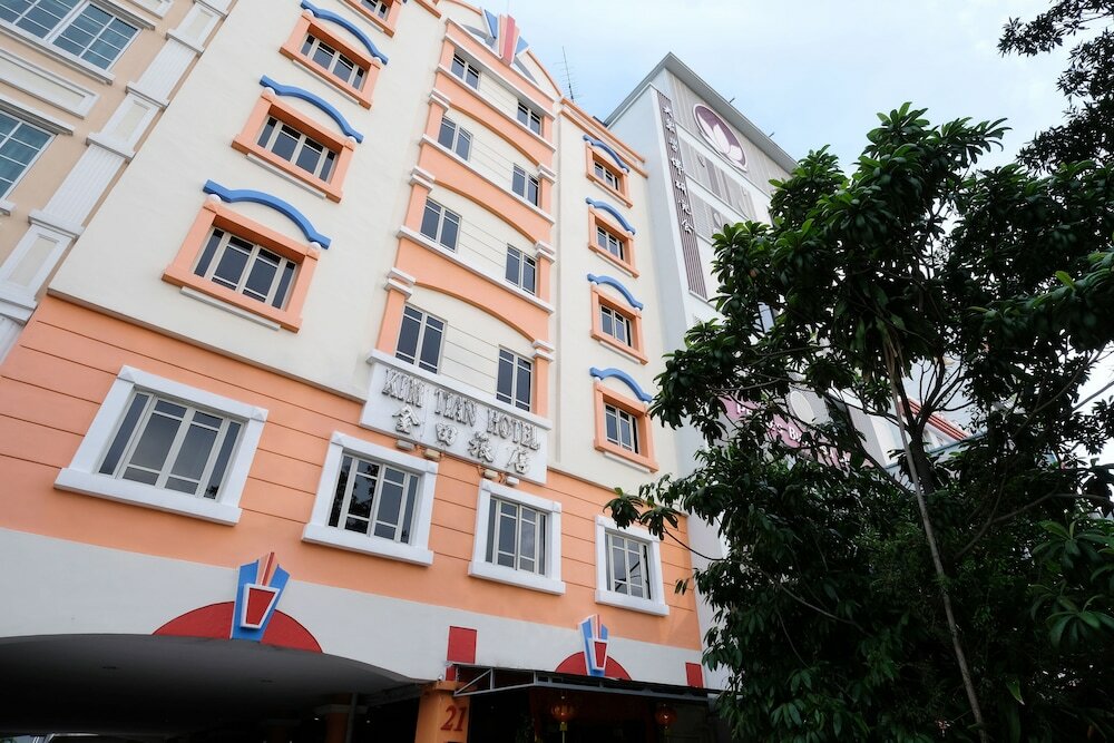 Фото отеля 1