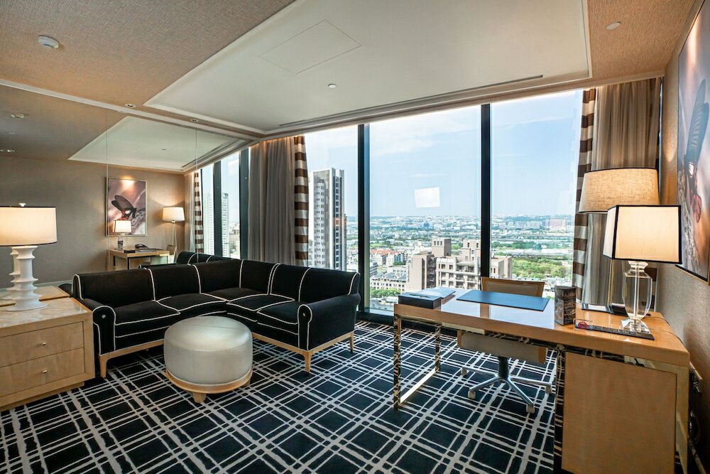 Фото The Lin Hotel