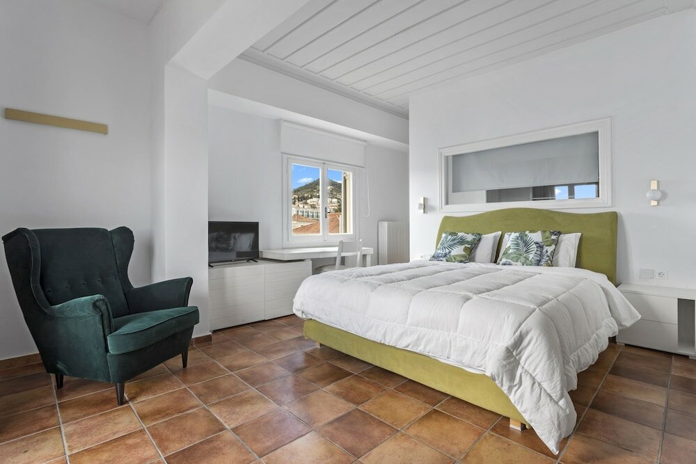 Фото Hotel Roumani