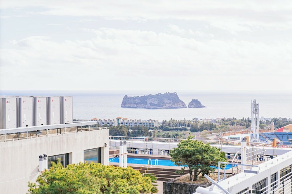 Фото Tamara Jeju Hotel