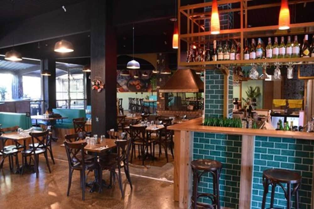 Фото отеля 4