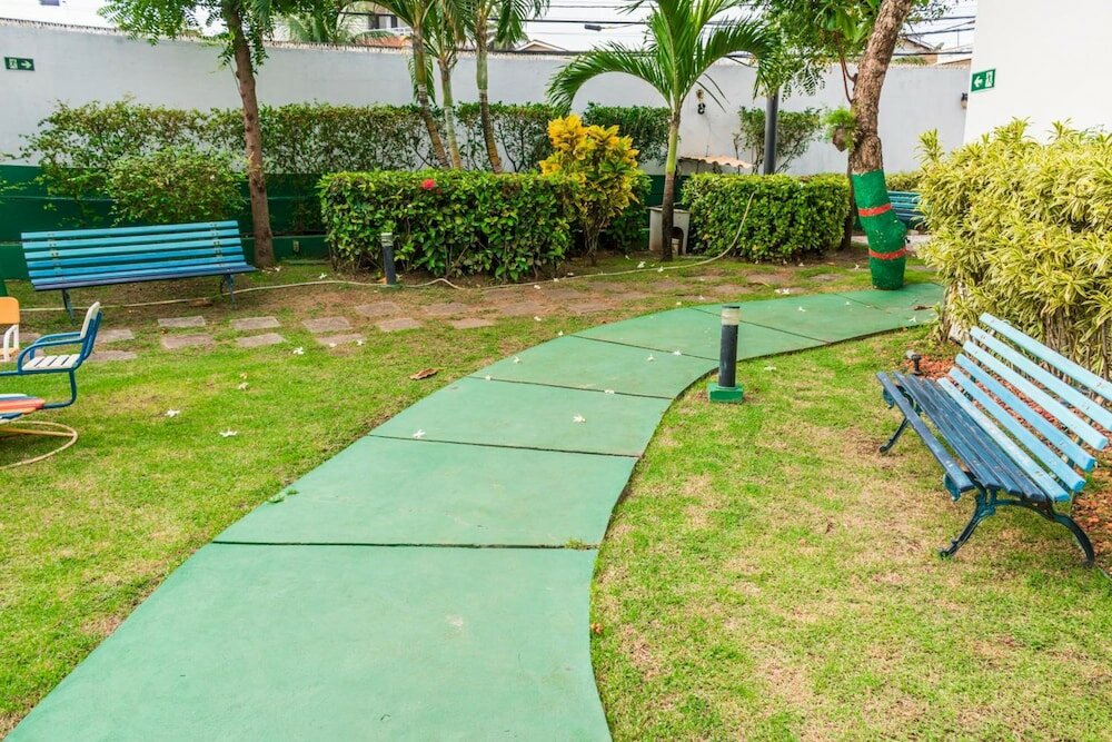 Фото Farol de Itapuã Praia Hotel