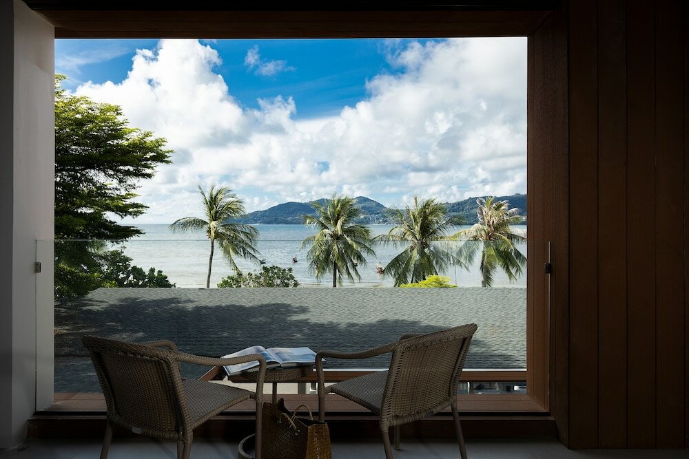 Фото Liv Hotel Phuket Patong Beachfront